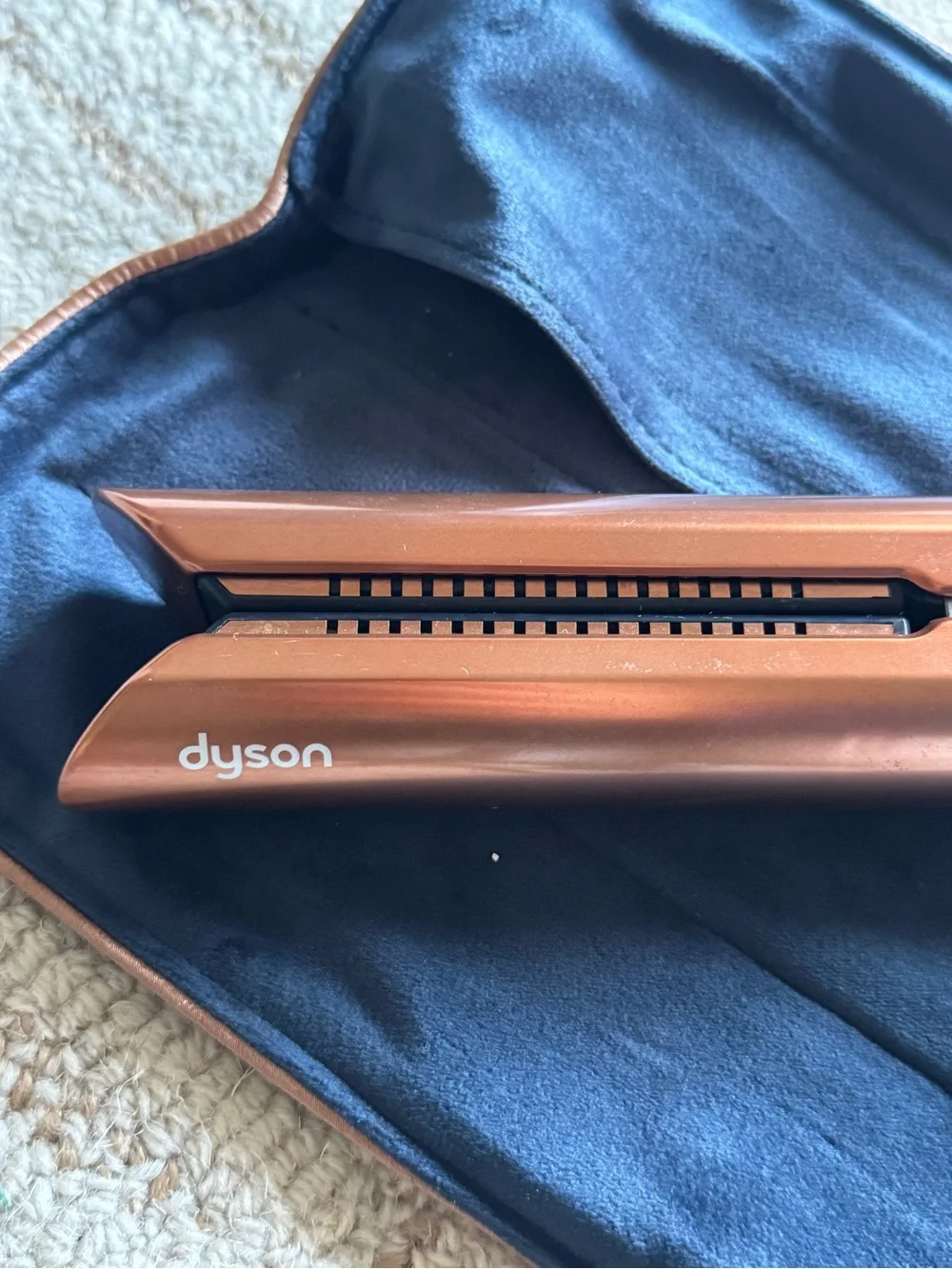 Dyson corrale cordless